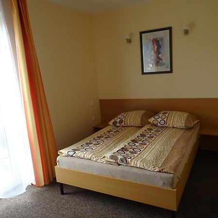 Willa Global Komfortowe Pokoje Nad Morzem Jastrzębia Góra Extérieur photo