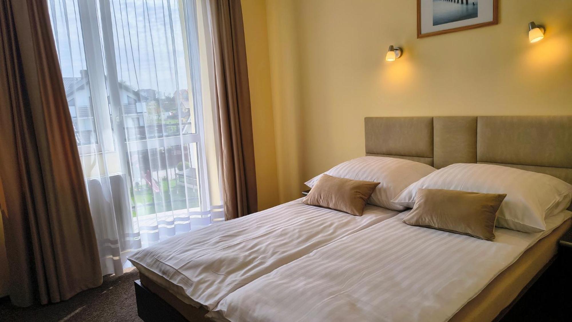 Willa Global Komfortowe Pokoje Nad Morzem Jastrzębia Góra Extérieur photo